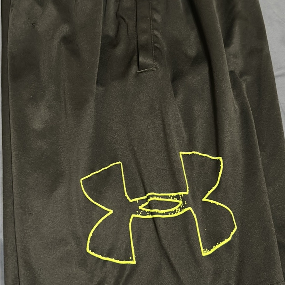 Under Armour Black Trousers with Neon Yellow Accent